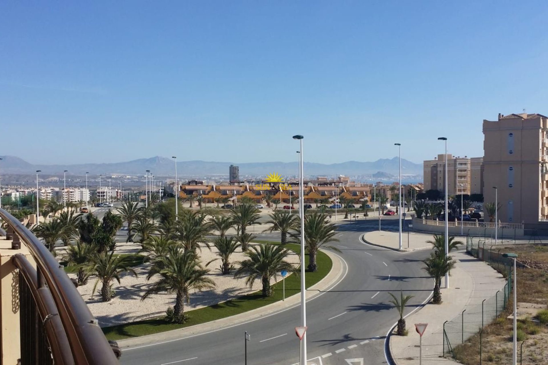 Location à long terme - Appartement - Arenales del Sol
