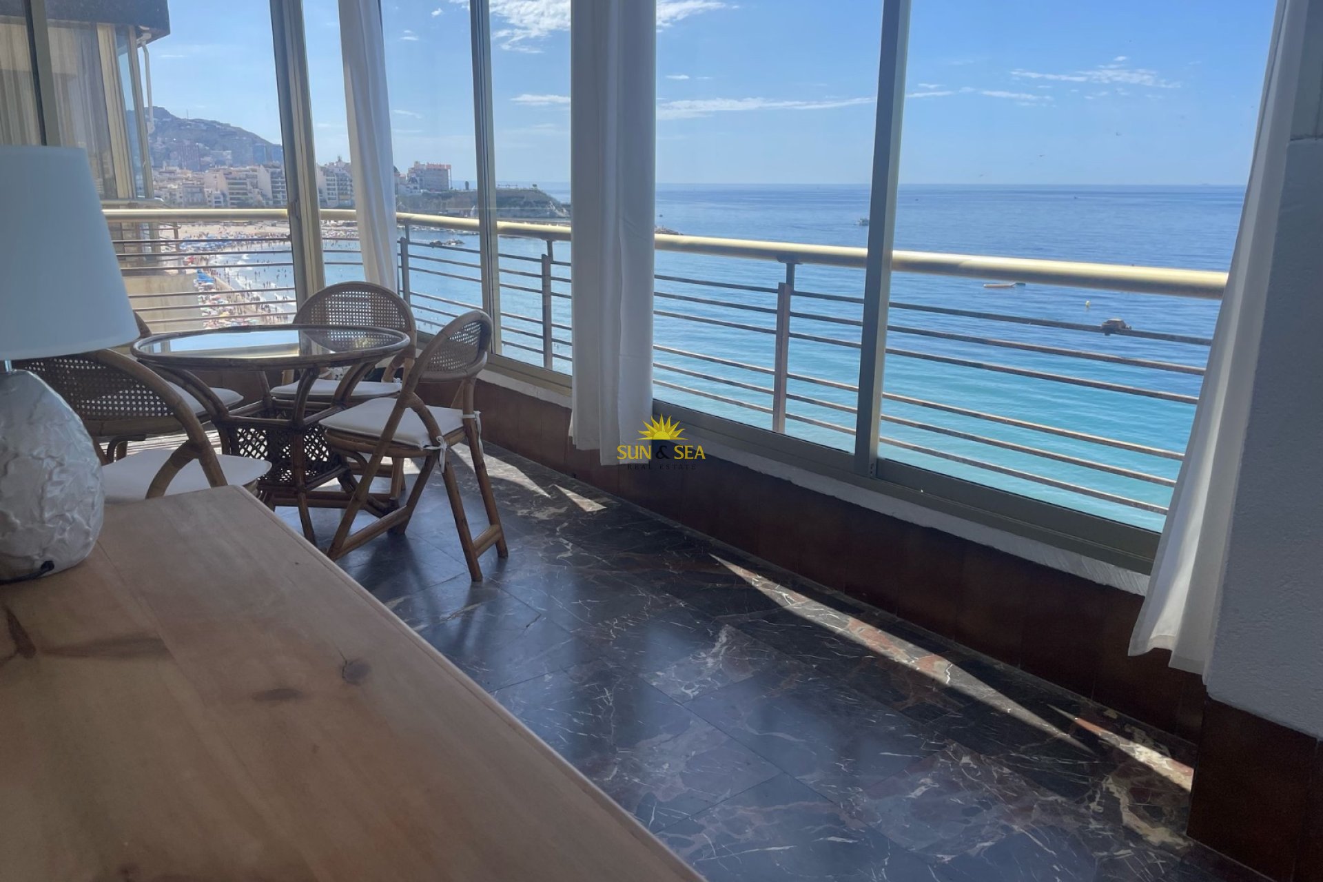 Location à long terme - Appartement - Benidorm - Playa Poniente