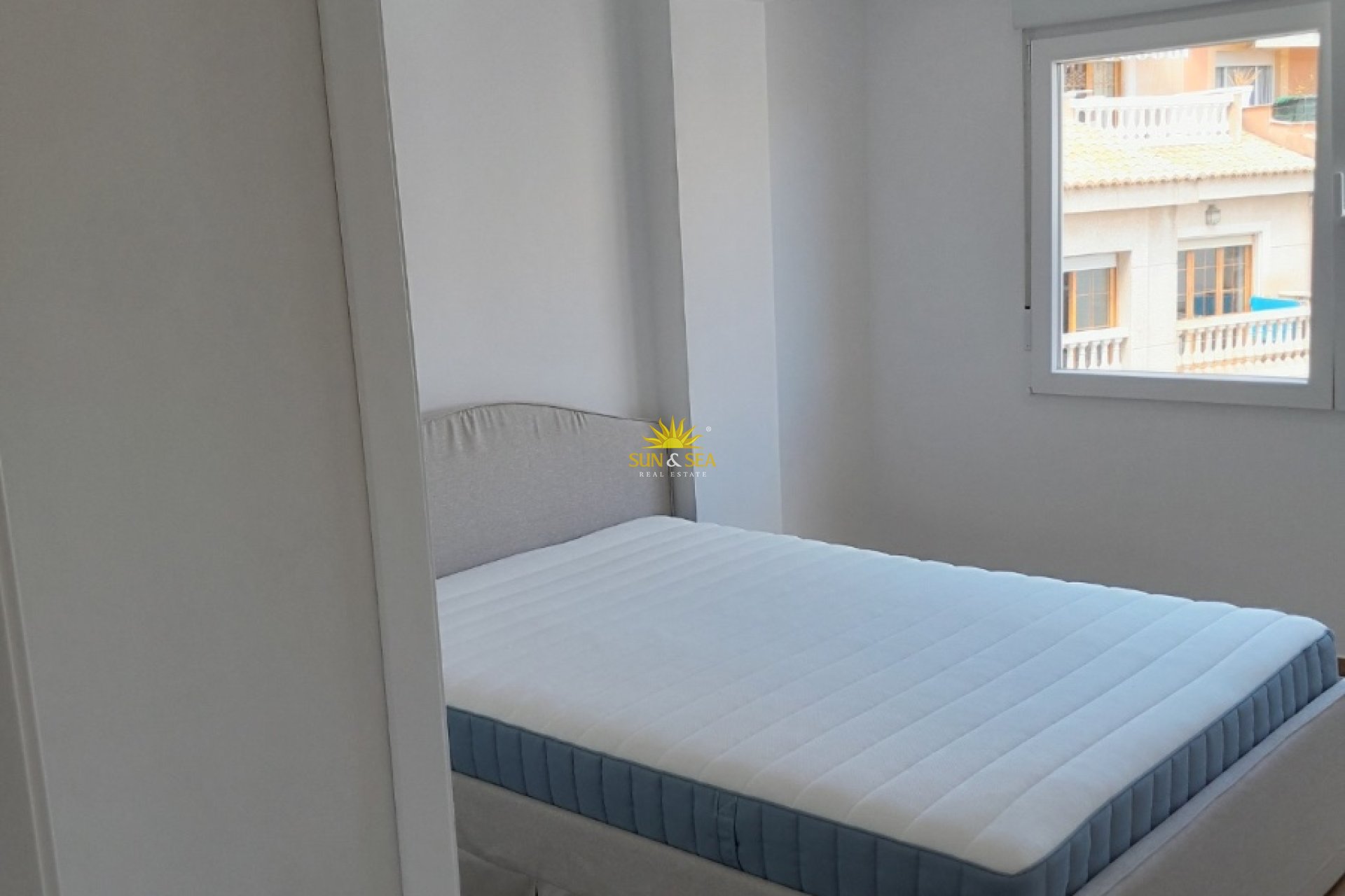 Location à long terme - Appartement - El Campello