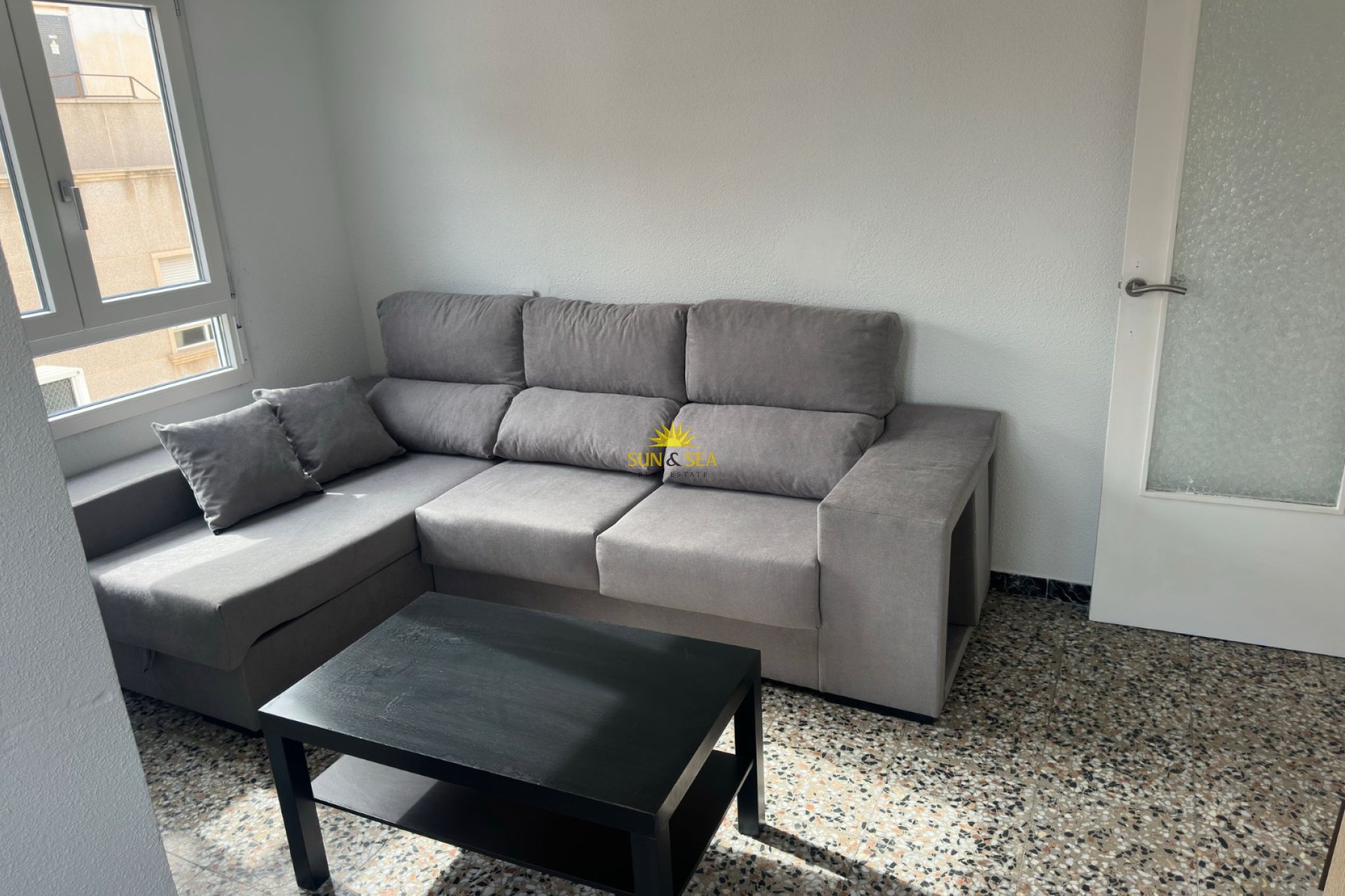 Location à long terme - Appartement - Elche