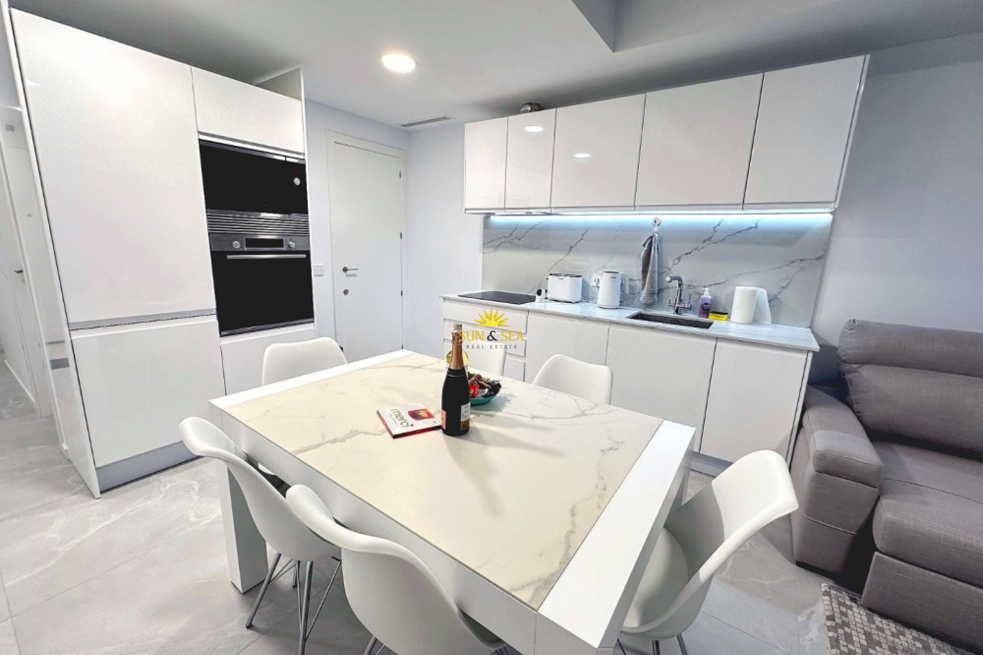 Location à long terme - Appartement - Finestrat
