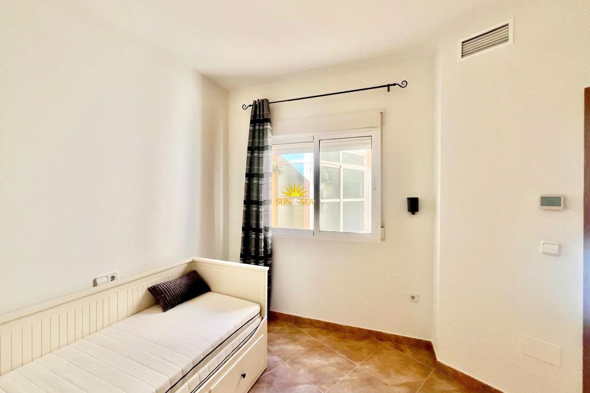 Location à long terme - Appartement - Los Belones