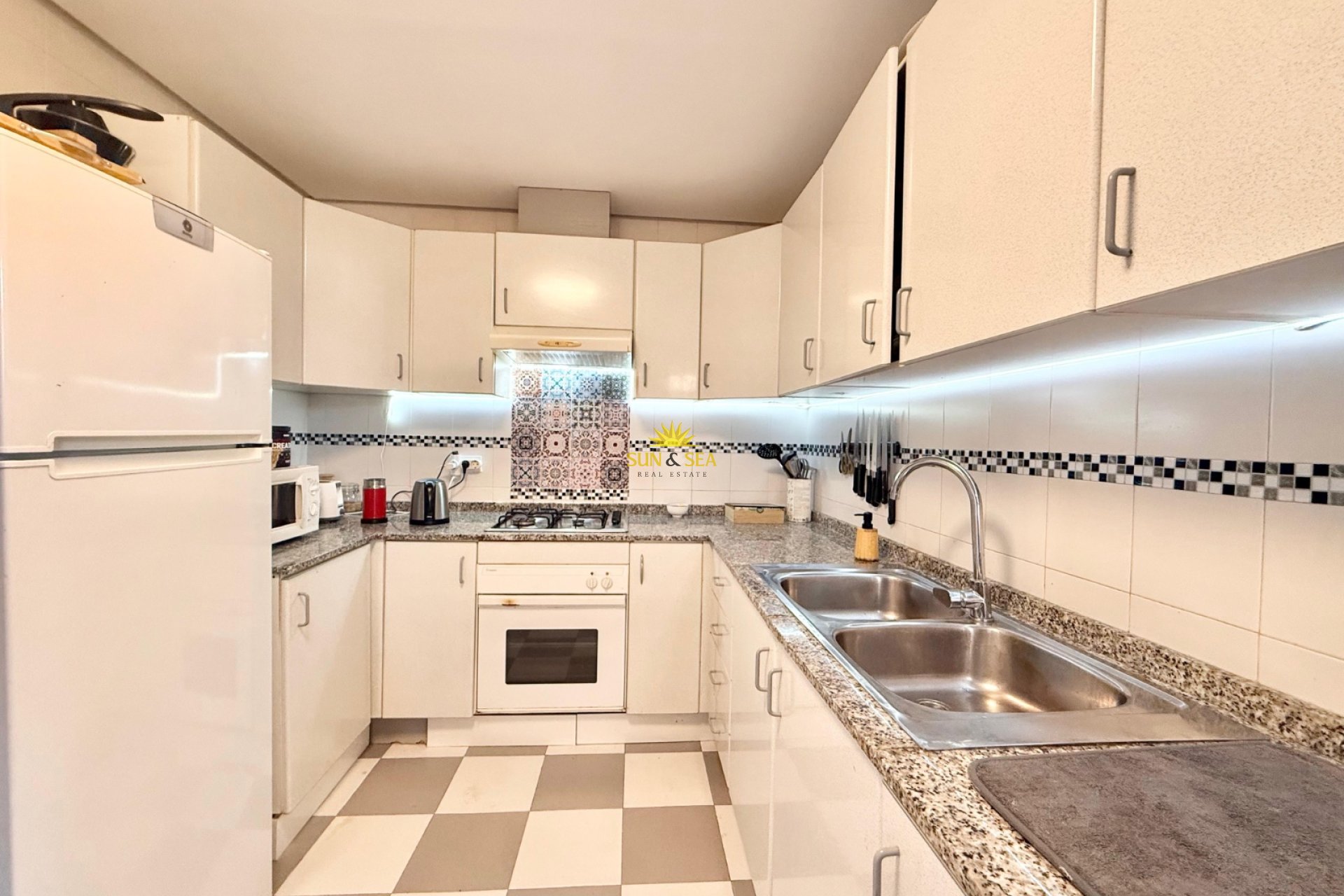 Location à long terme - Appartement - San Miguel de Salinas