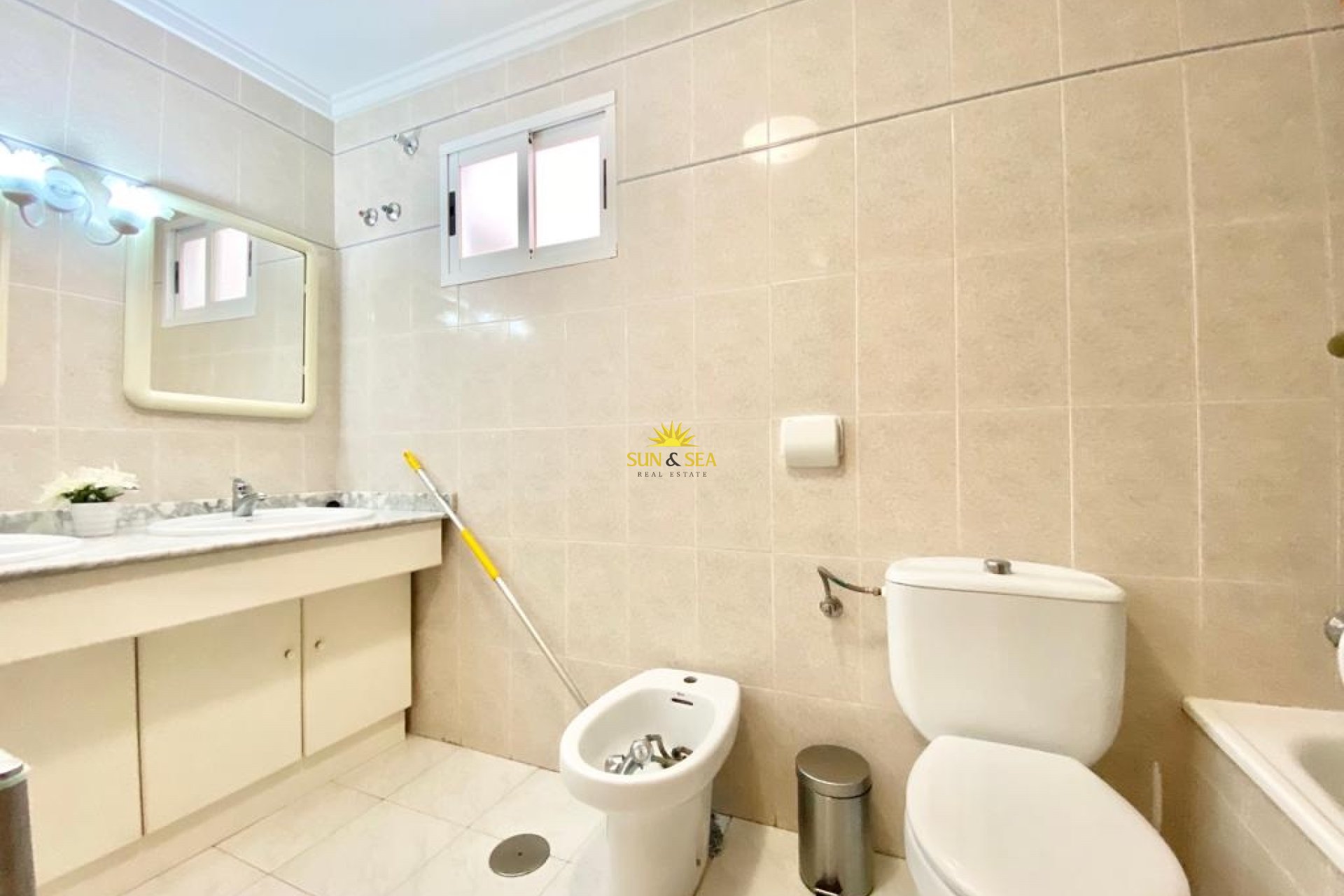 Location à long terme - Appartement - Torrevieja - Centro