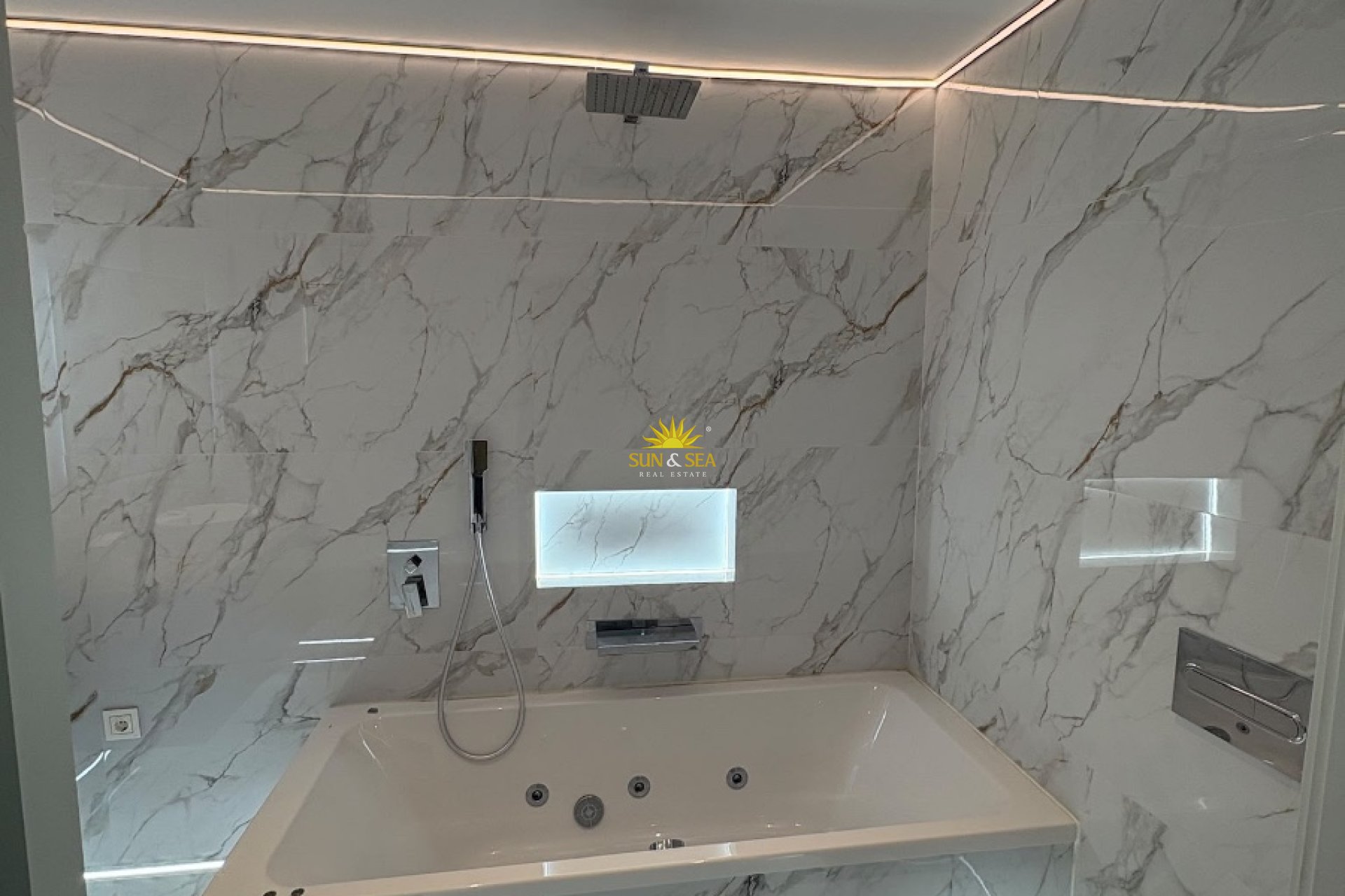 Location à long terme - Appartement - Torrevieja - Centro