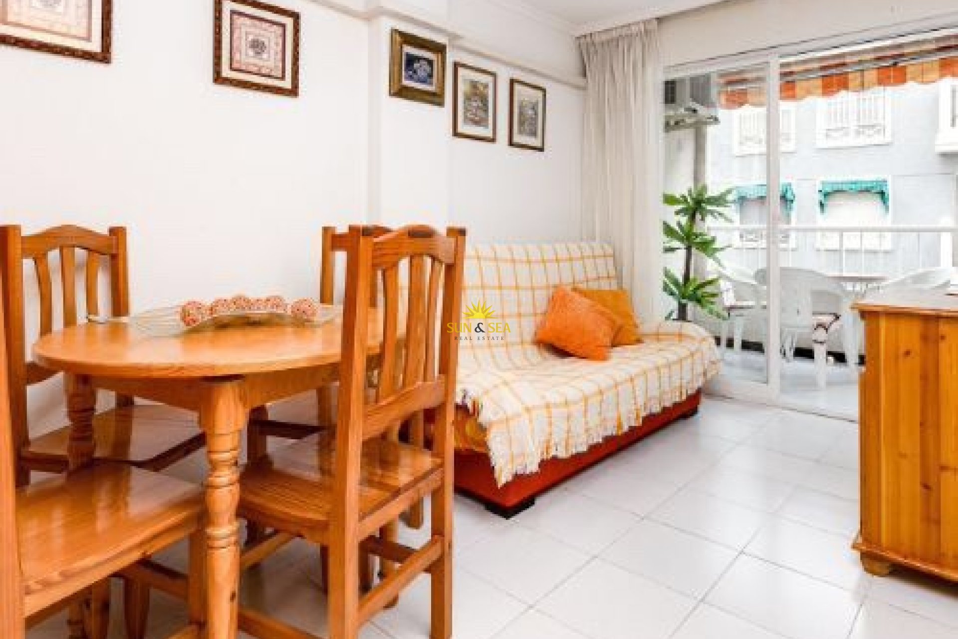 Location à long terme - Appartement - Torrevieja - Playa de los Locos