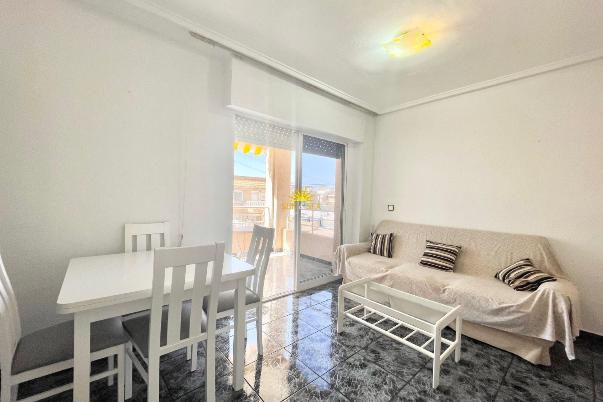Location à long terme - Appartement - Torrevieja - Playa de los Locos