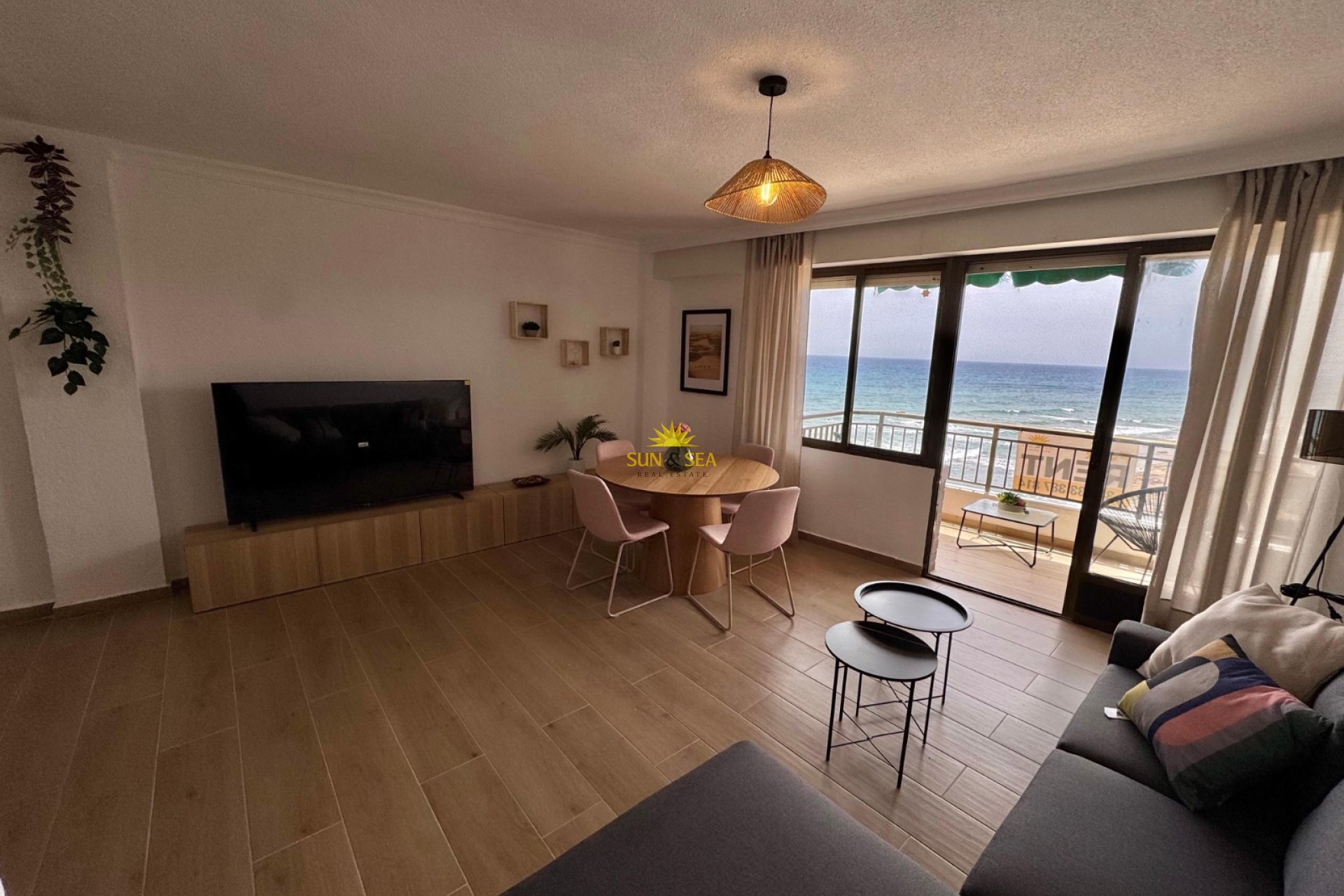 Location à long terme - Appartement - Torrevieja - Playa de los Locos