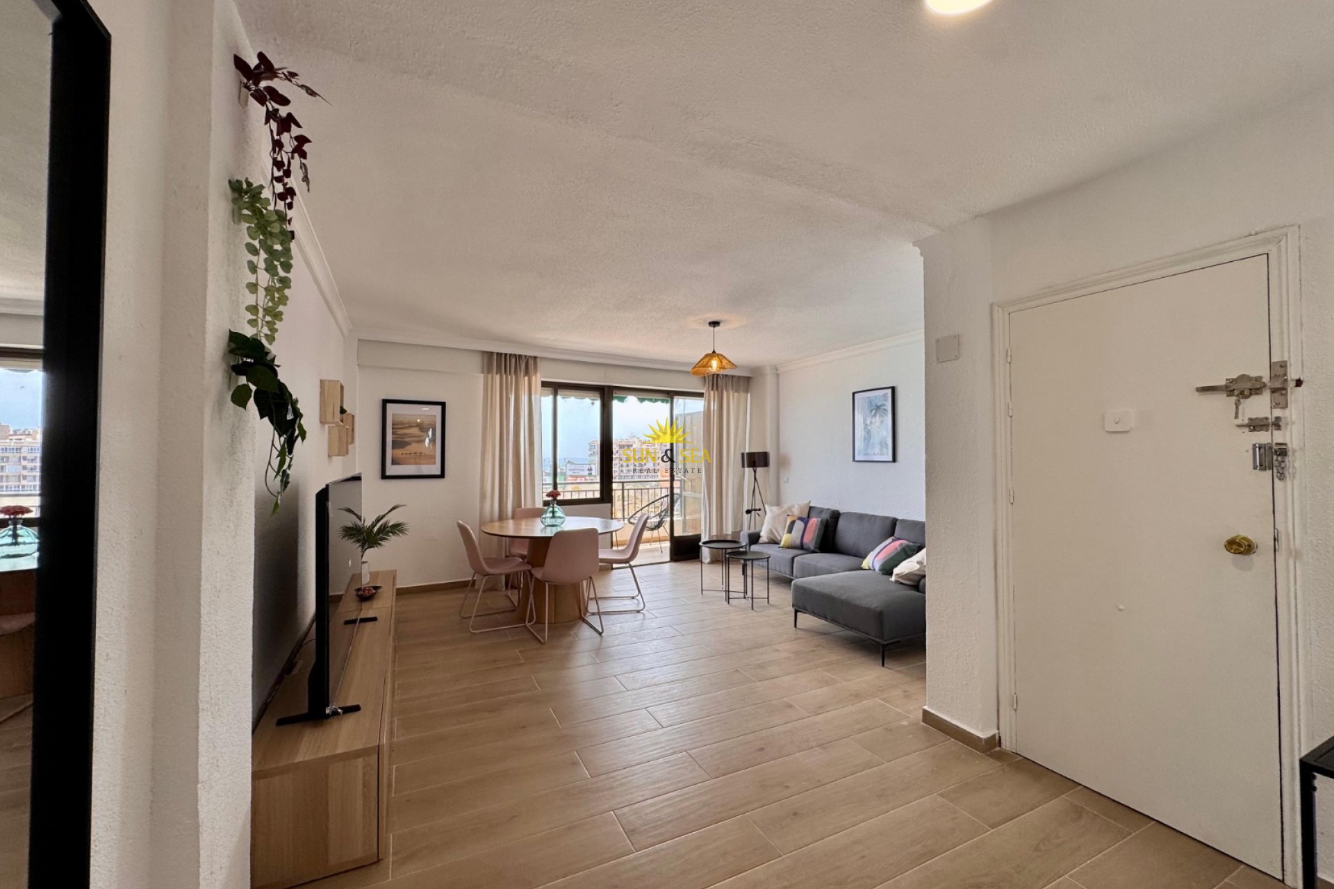 Location à long terme - Appartement - Torrevieja - Playa de los Locos