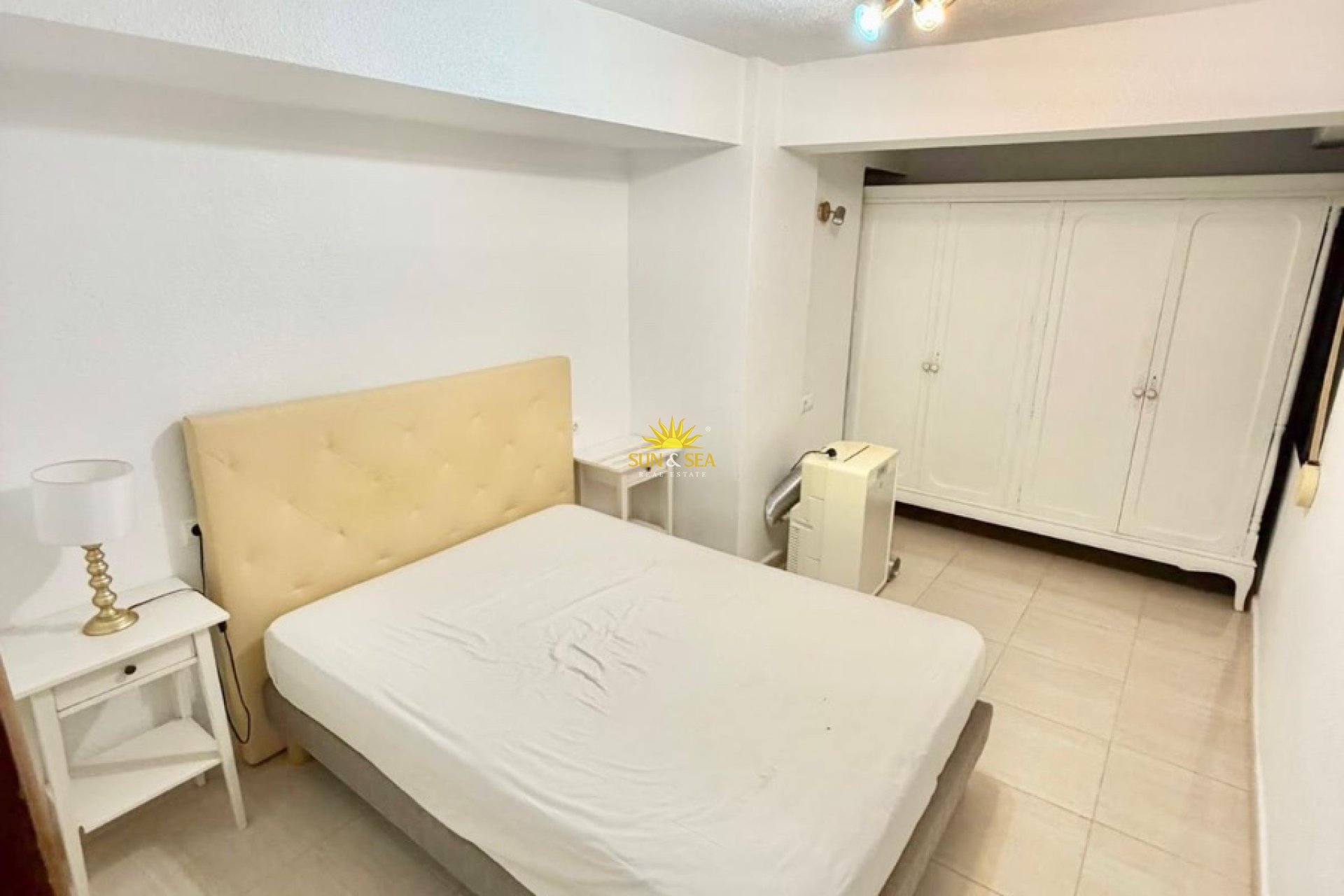 Location à long terme - Appartement - Torrevieja - Playa de los Naufragos