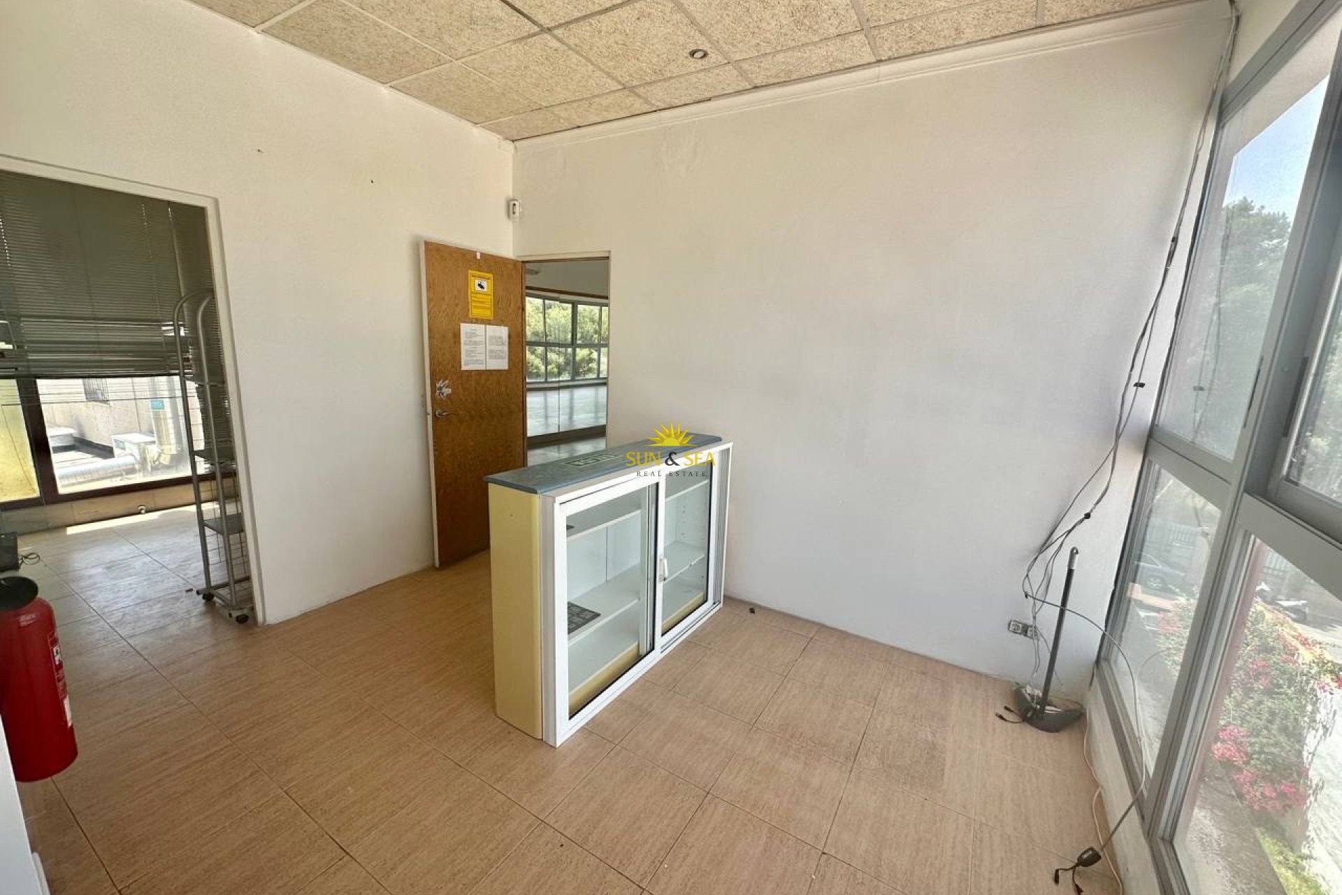 Location à long terme - Commercial - Torrevieja - Los balcones
