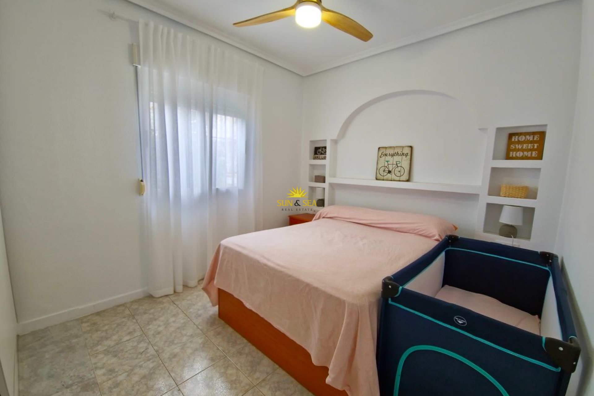 Location à long terme - Townhouse - Orihuela Costa - Playa Flamenca