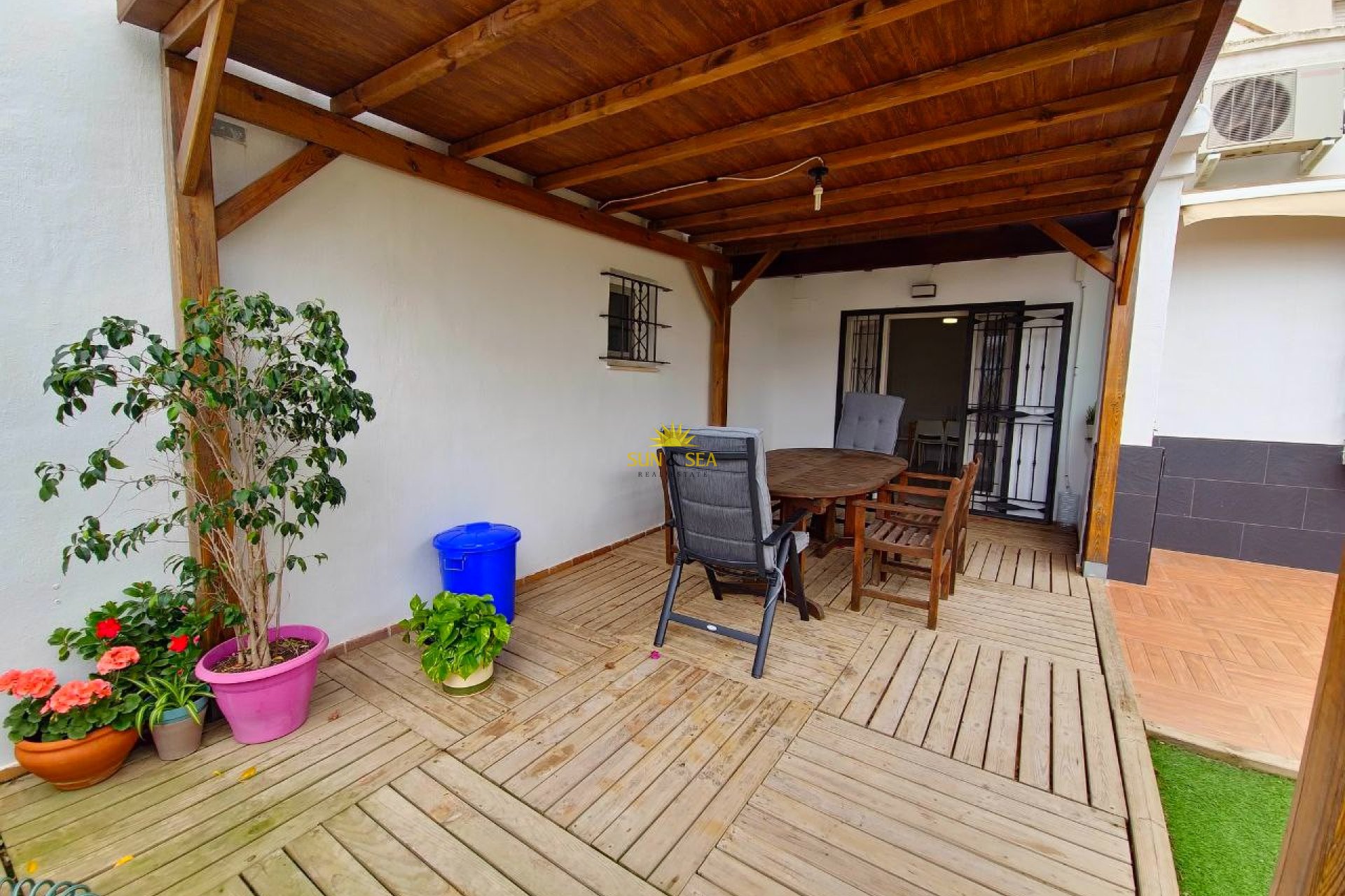 Location à long terme - Townhouse - Orihuela Costa - Playa Flamenca