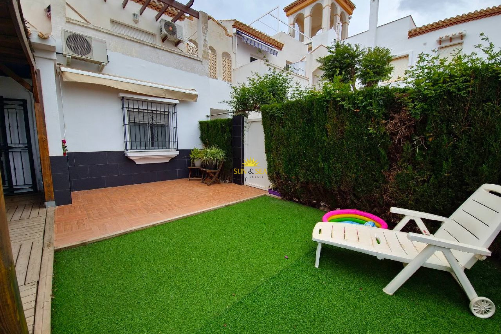 Location à long terme - Townhouse - Orihuela Costa - Playa Flamenca