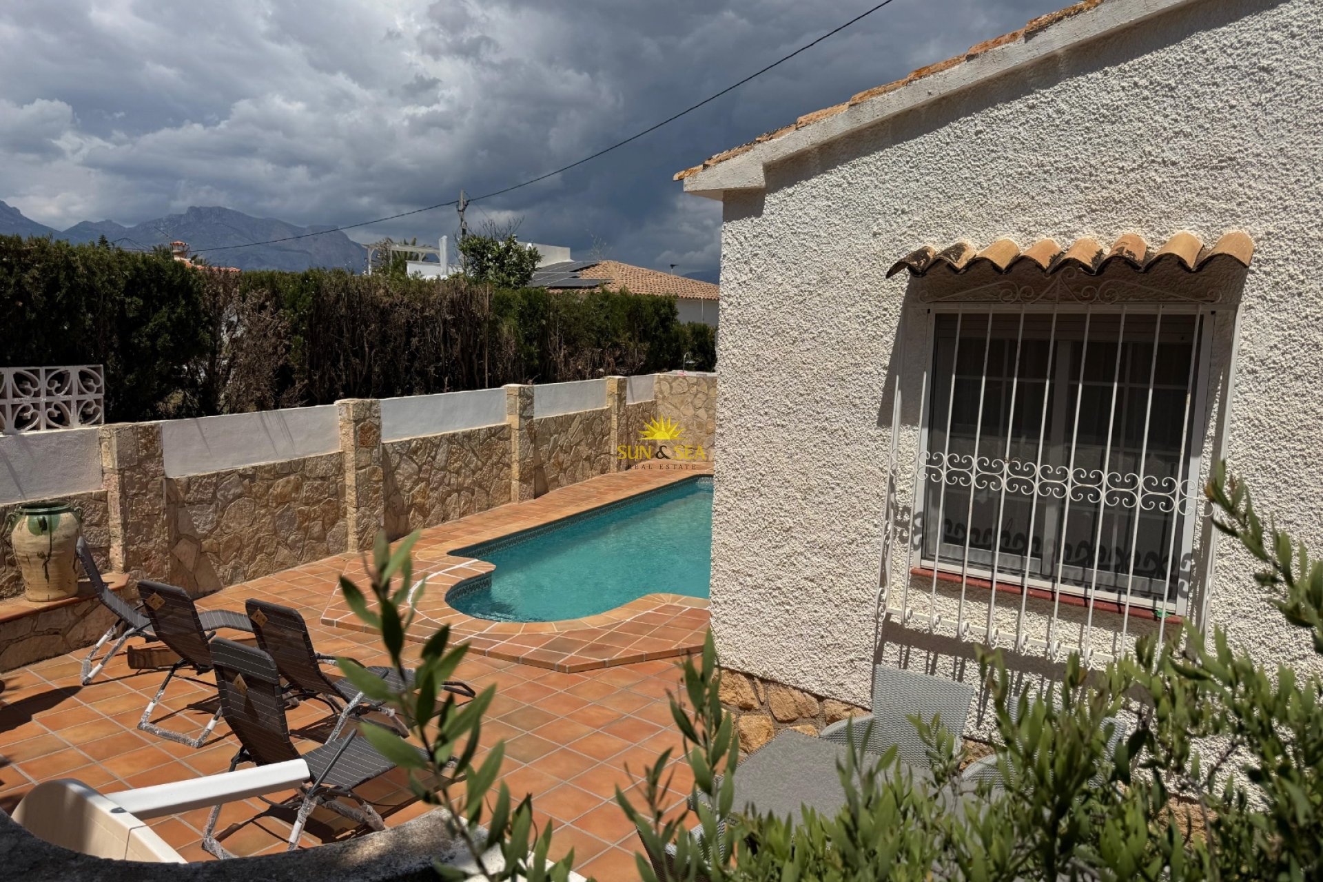 Location à long terme - Villa - Alfas del Pí - Albir