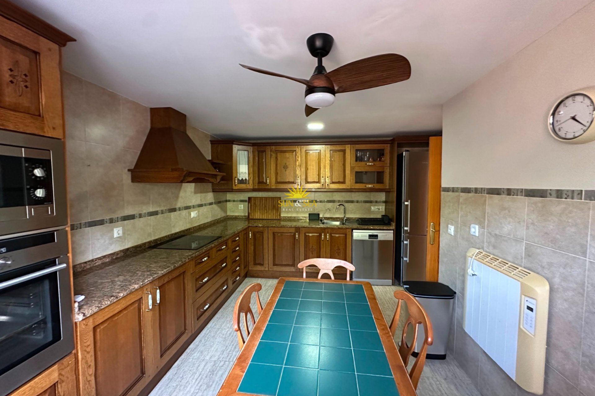 Location à long terme - Villa - Alicante - Ciudad Jardín
