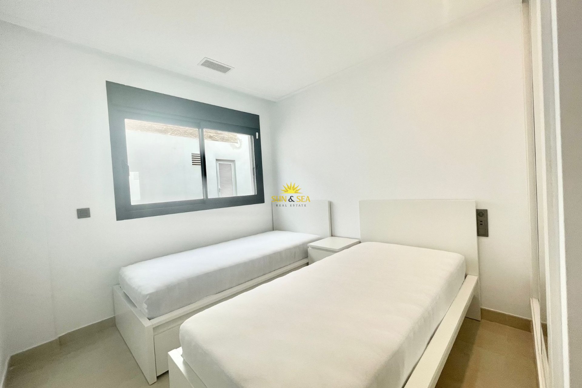 Location à long terme - Villa - Benijofar