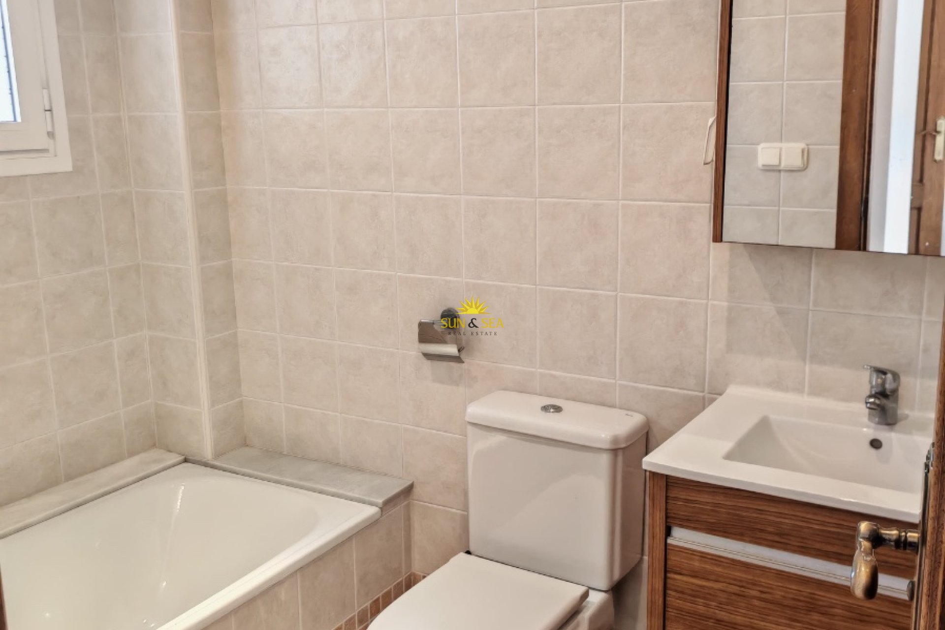 Location à long terme - Villa - Bigastro