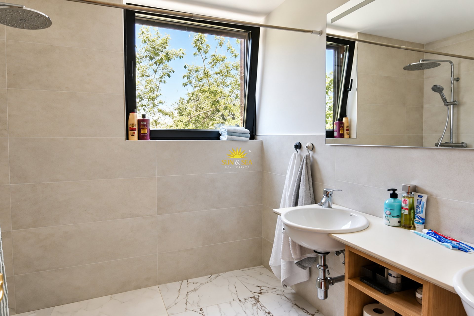 Location à long terme - Villa - El Campello