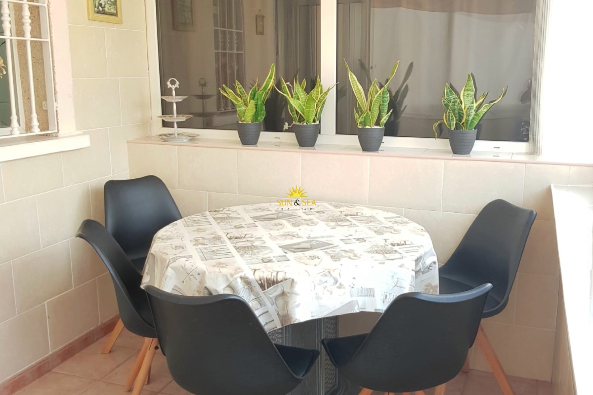 Location à long terme - Villa - Orihuela Costa - Dehesa de campoamor