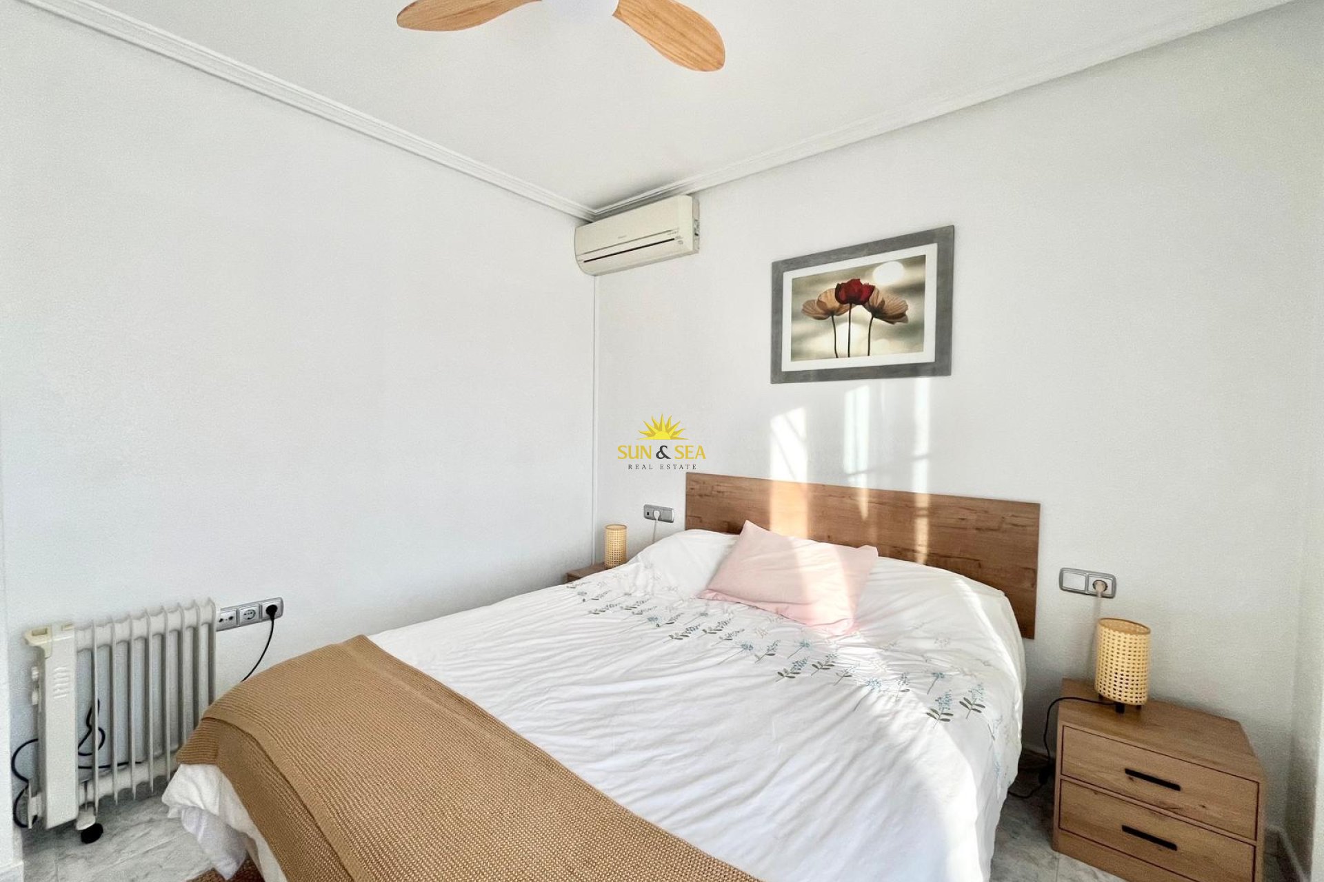 Location à long terme - Villa - Orihuela Costa - Lomas de Cabo Roig