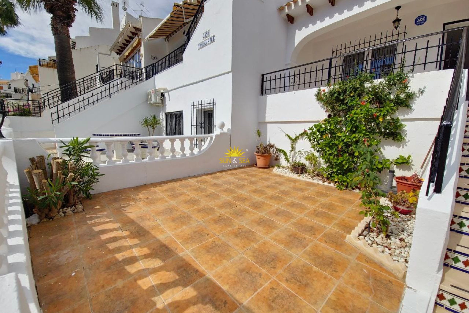Location à long terme - Villa - Orihuela Costa - Villamartín