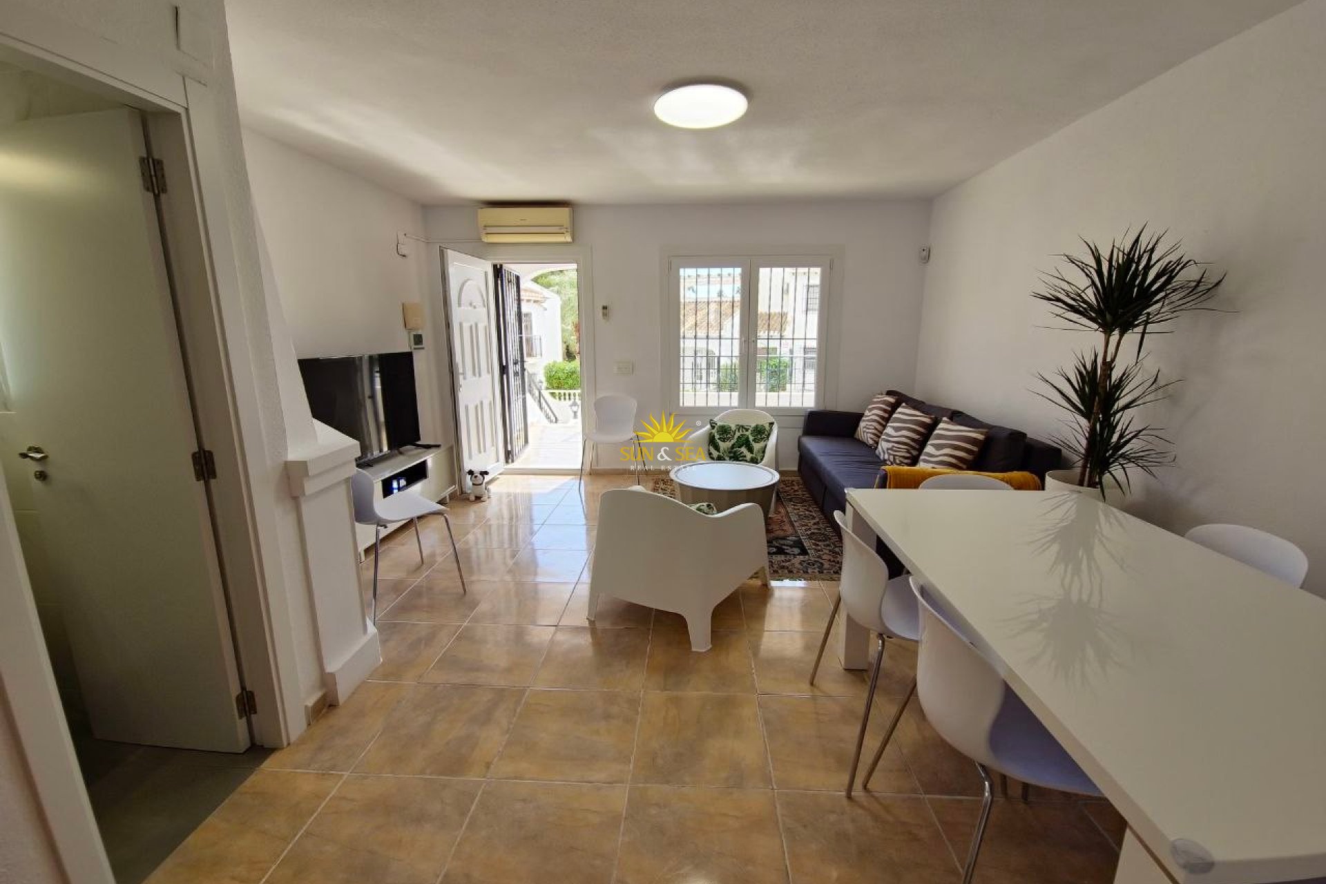 Location à long terme - Villa - Orihuela Costa - Villamartín