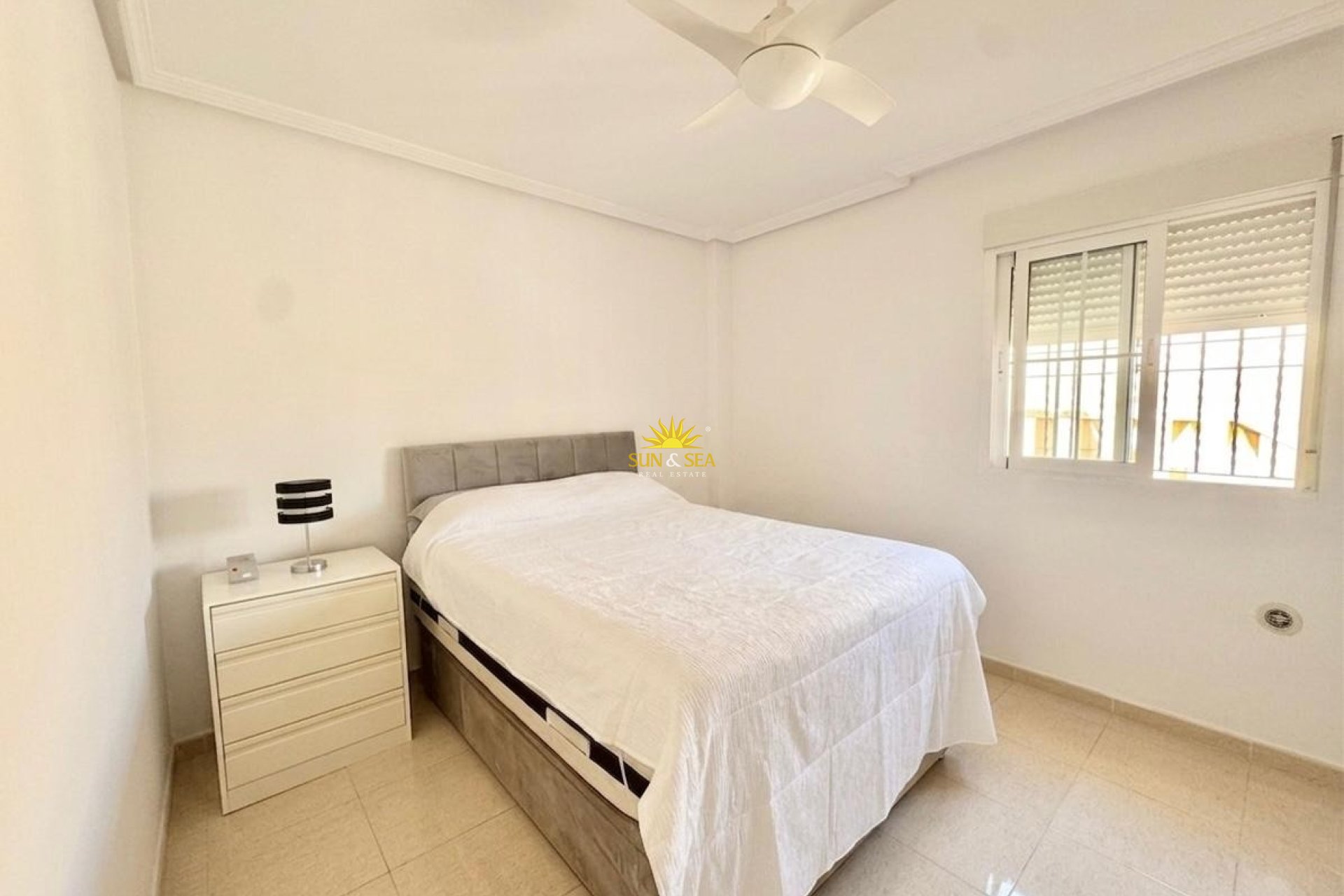 Location à long terme - Villa - Orihuela Costa