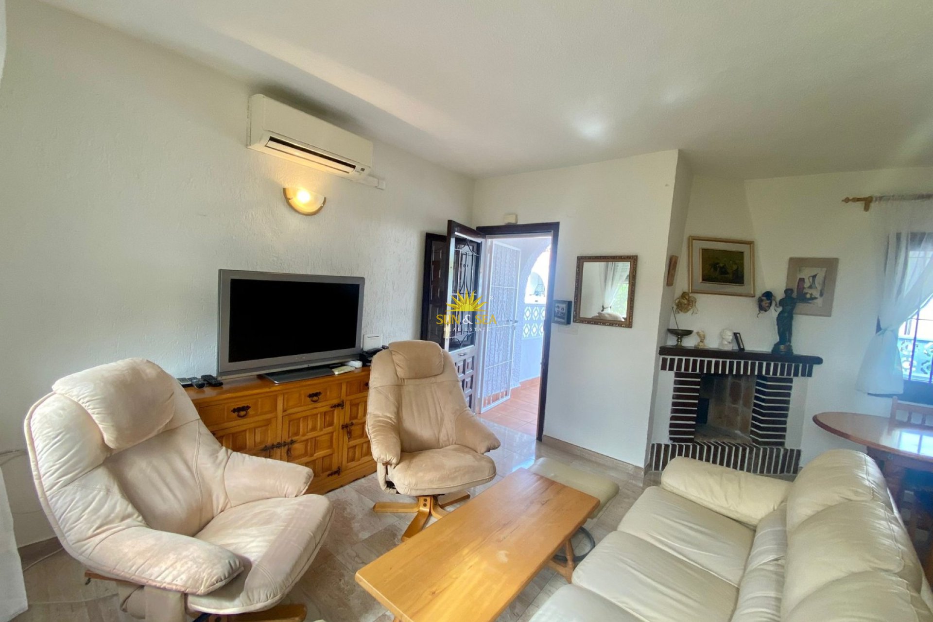 Location à long terme - Villa - Torrevieja - Playa de los Locos