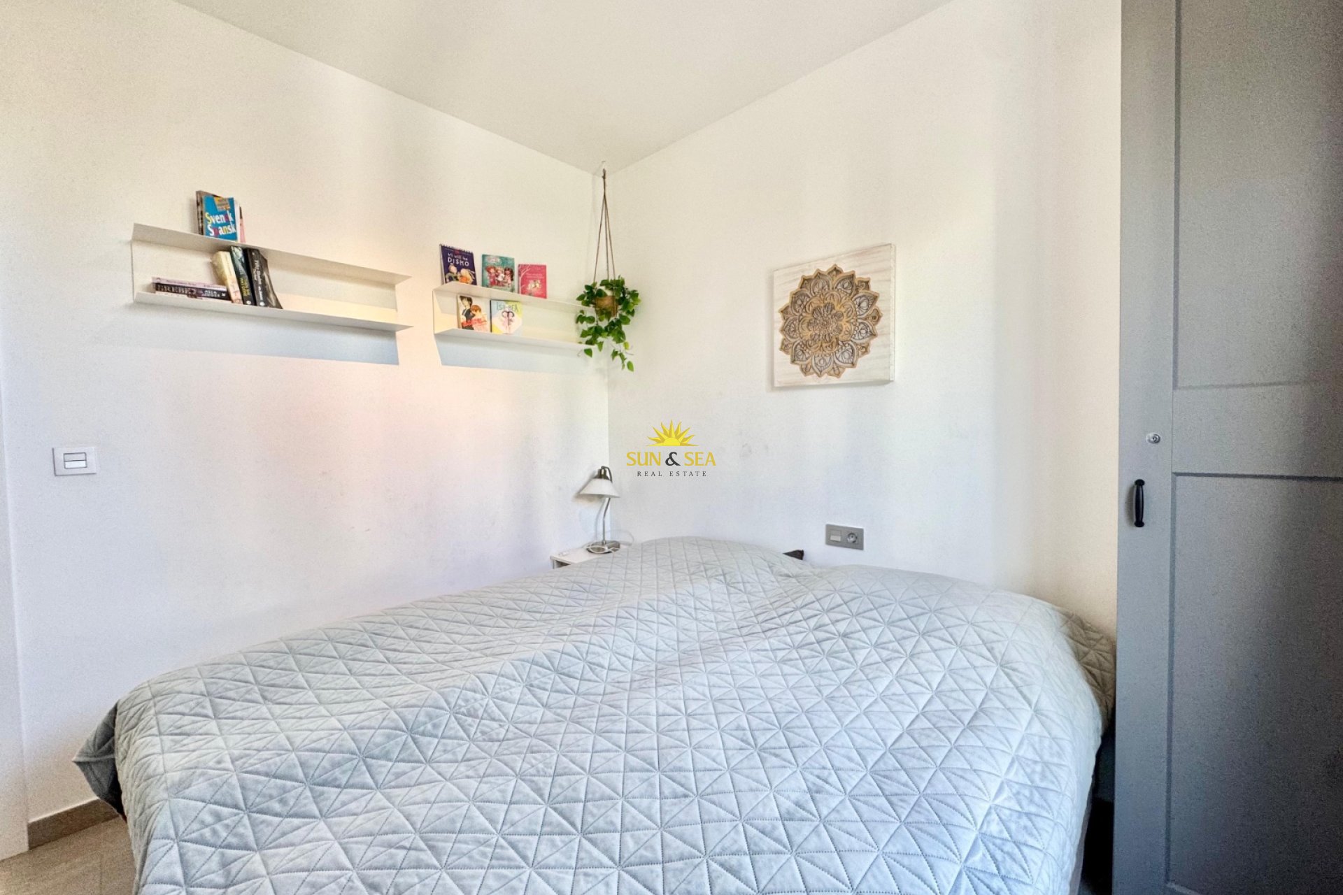 Location à long terme - Villa - Torrevieja - Punta prima