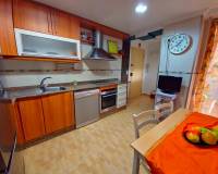 Location longue durée - Appartement - Santa Pola - Centro