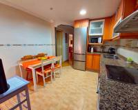 Location longue durée - Appartement - Santa Pola - Centro