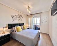 Location longue durée - Appartement - Torrevieja - Centro