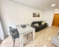 Location longue durée - Appartement - Torrevieja - Centro