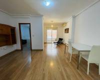 Location longue durée - Appartement - Torrevieja - Centro