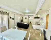 Location longue durée - Appartement - Torrevieja - Centro