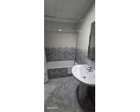 Location longue durée - Appartement - Torrevieja - Centro