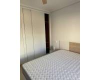 Location longue durée - Appartement - Torrevieja - Centro