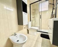 Location longue durée - Appartement - Torrevieja - Centro