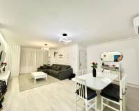 Location longue durée - Appartement - Torrevieja - Playa del Cura