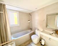 Location longue durée - Appartement - Torrevieja - Punta prima