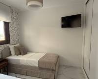 Location longue durée - Appartement - Torrevieja - Urb. Jardín del Mar