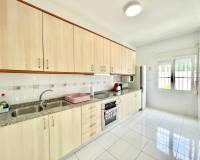 Location longue durée - Ground Floor - Torrevieja - Los Frutales