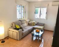 Location longue durée - Villa - Orihuela Costa