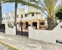 Location longue durée - Villa - Torrevieja - La veleta