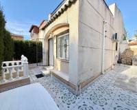 Location longue durée - Villa - Torrevieja - Los balcones