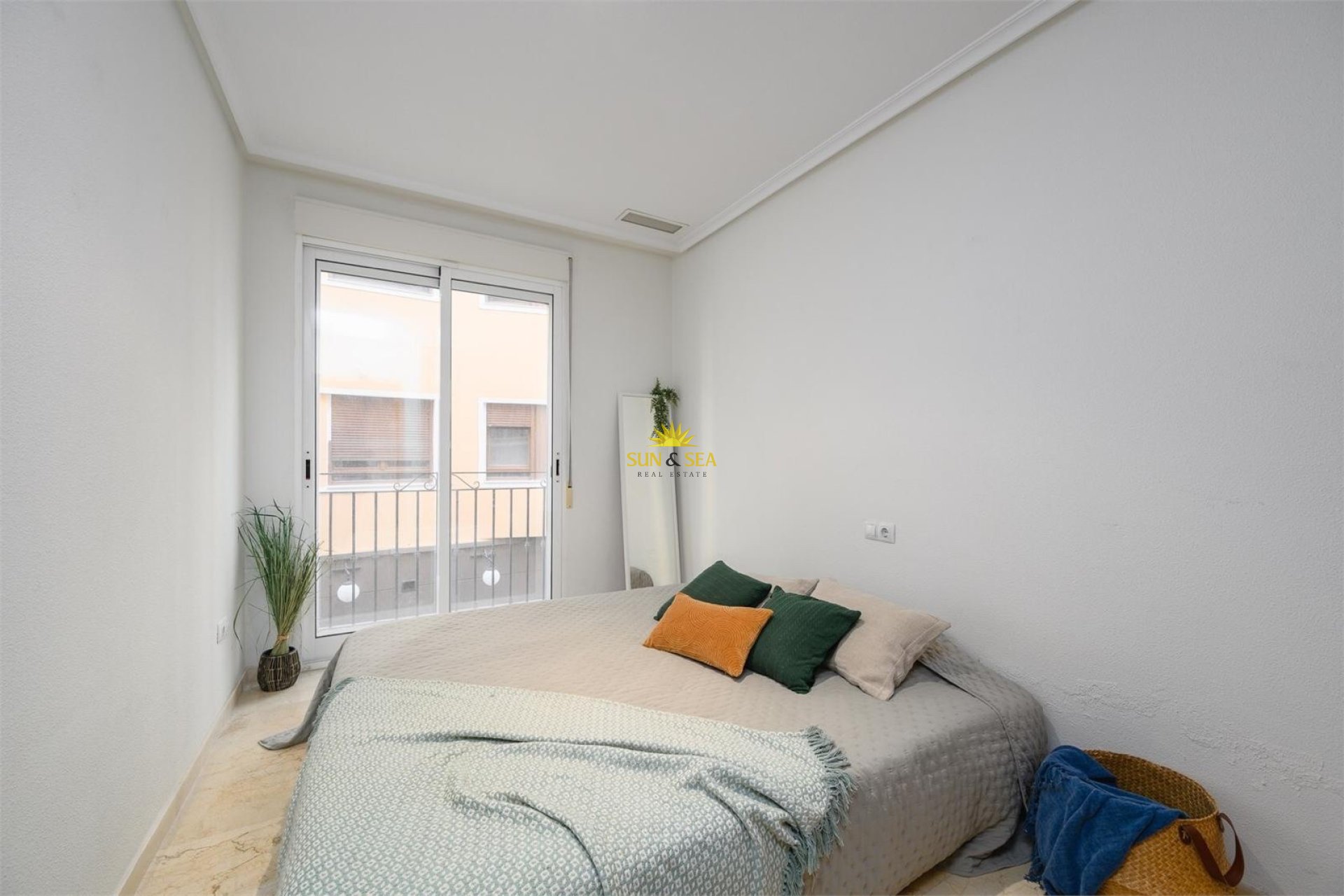 Long Term Rental - Apartment - Alicante - Centro