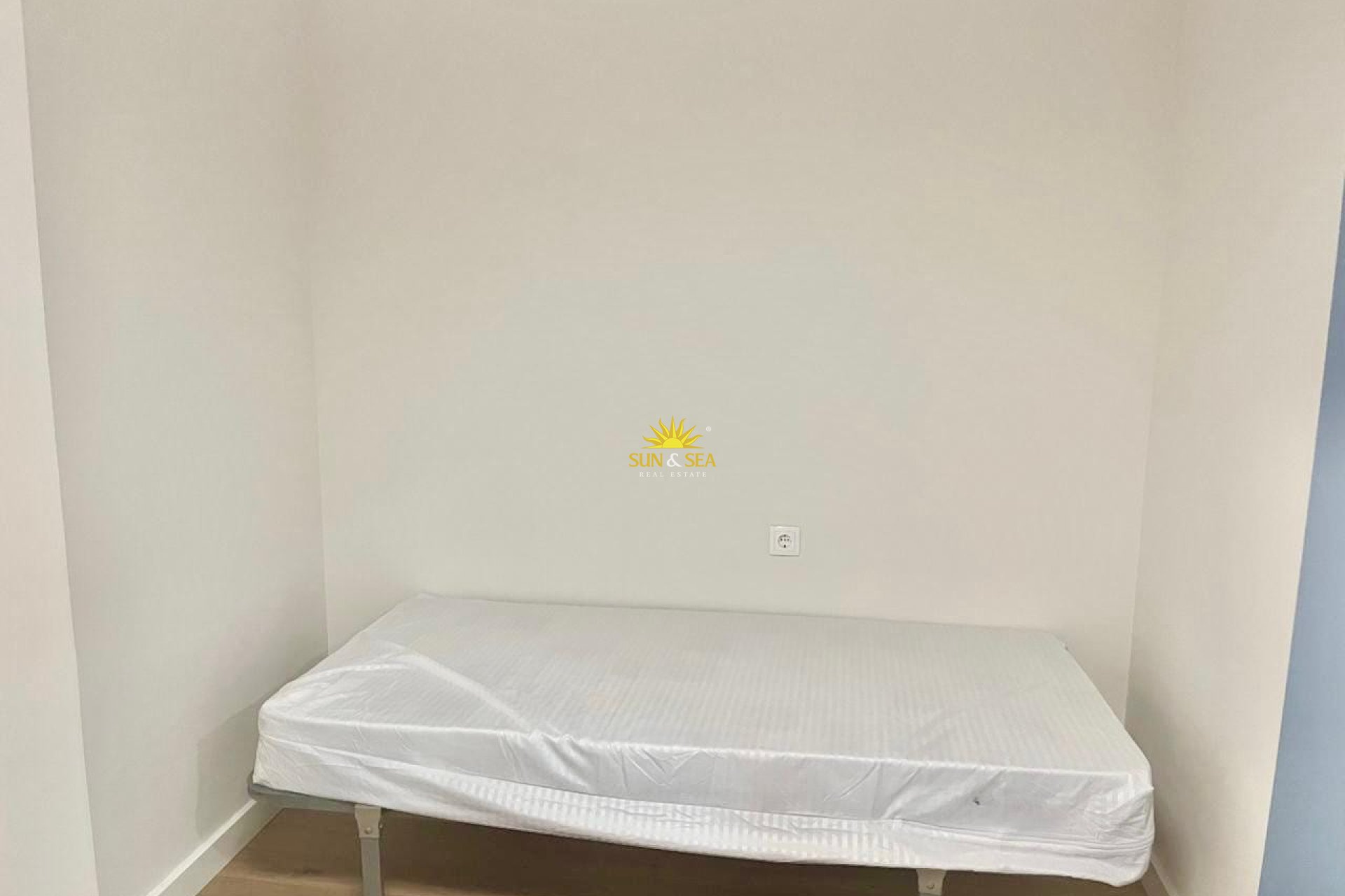 Long Term Rental - Apartment - Alicante - Centro