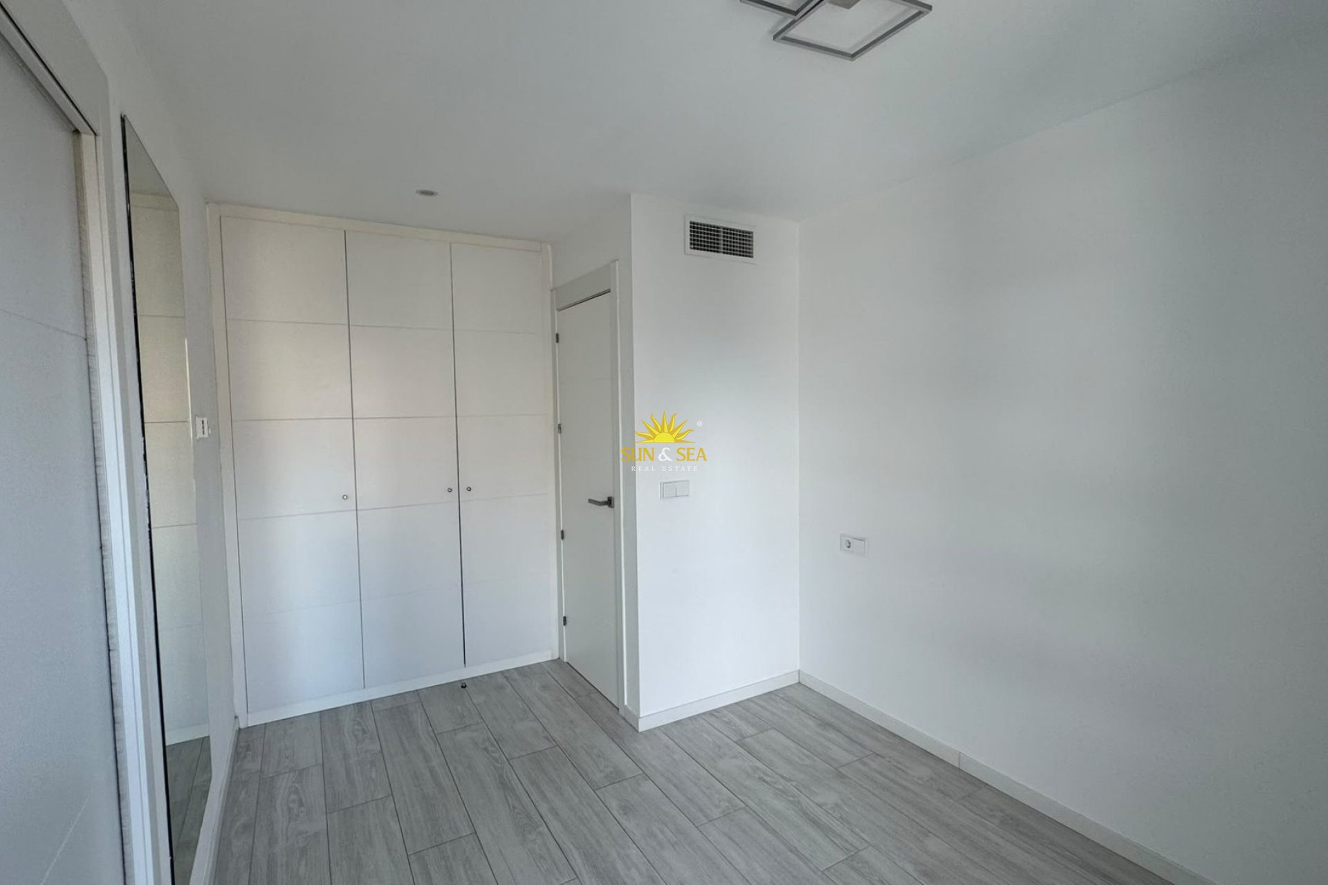 Long Term Rental - Apartment - Alicante - Playa San Juan