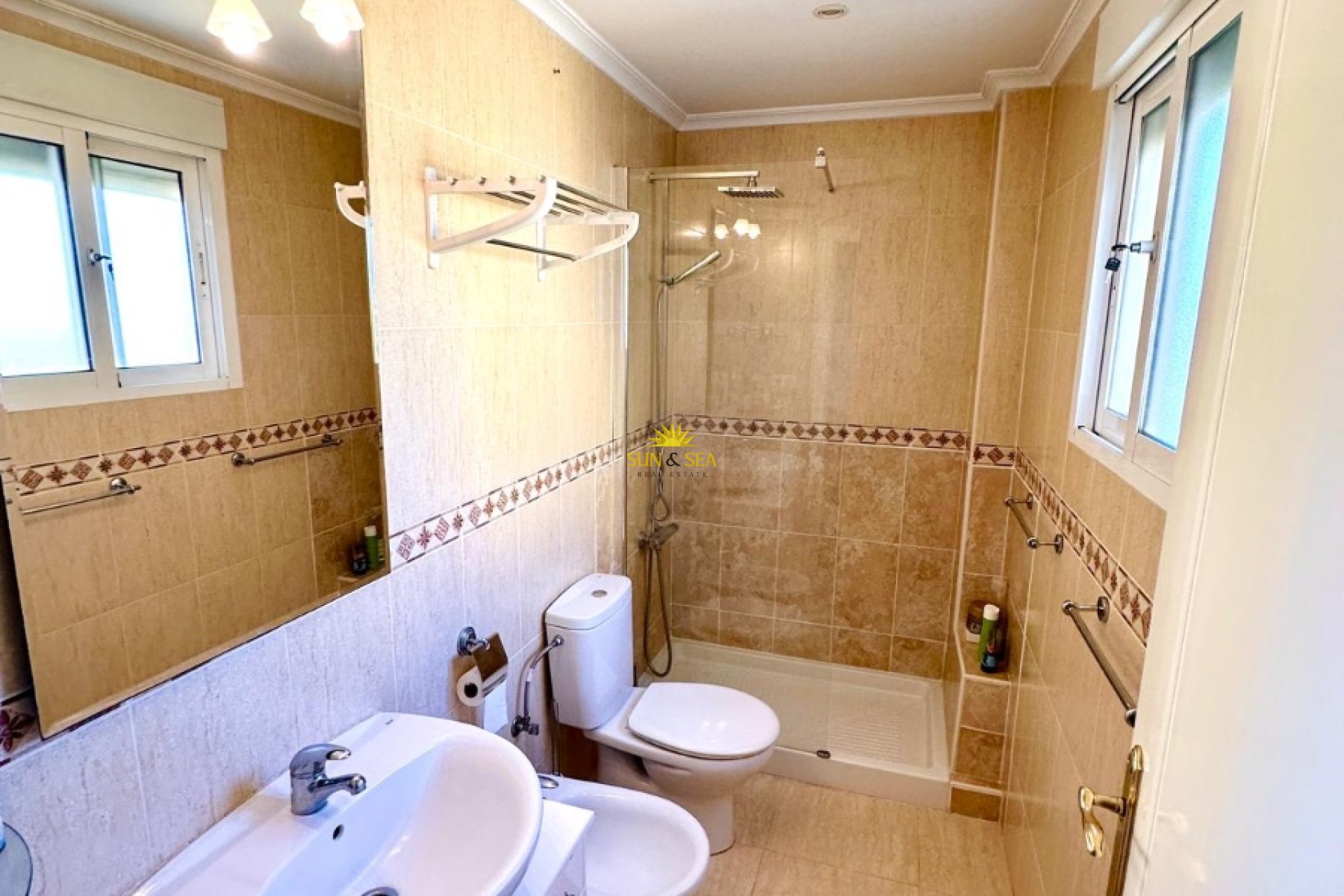 Long Term Rental - Apartment - Daya Nueva